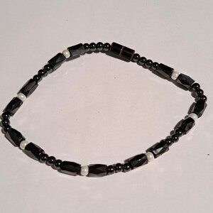 black gun metal and white pearl color beaded bracelet